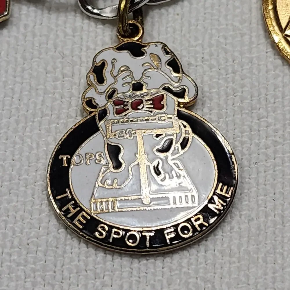 Tops Club silver tone